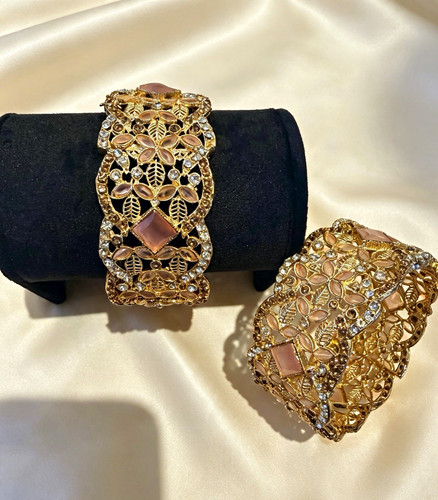 Gold tone stackable filigree - tone,