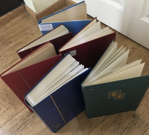 Various sized stockbooks - various,