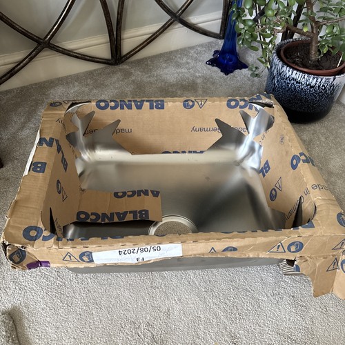Single bowl undermount chrome - single,