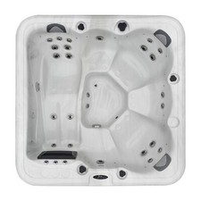 HOT TUB SPRITZ 6 SEAT LUXURY