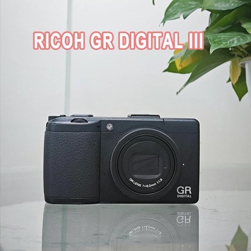 Ricoh digital iii - gr,
