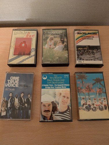 Vintage cassette tapes - 6x,