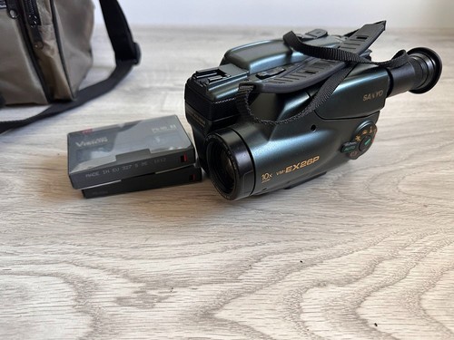 Sanyo 8mm camcorder - 8mm, video