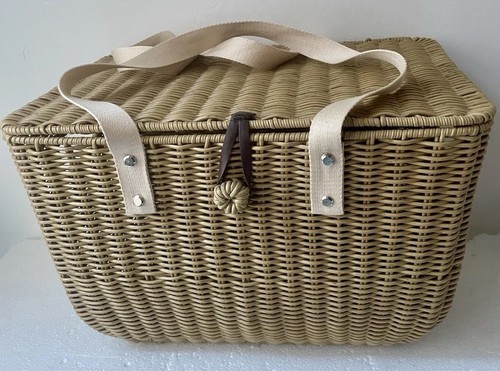 Vintage style wicker - vintage, picnic