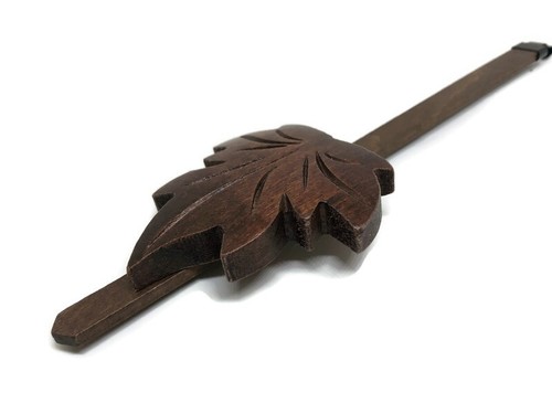 Cuckoo clock maple - maple, leaf
