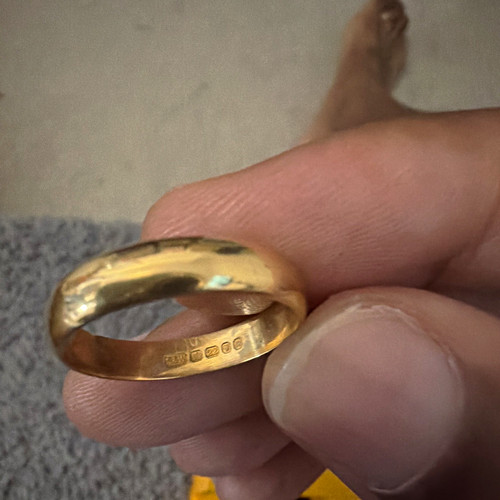 22ct yellow gold - yellow,