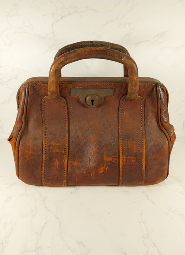 Antique gladstone medicine - antique,