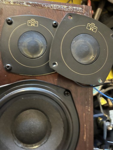 Pair castle acoustics - pair,