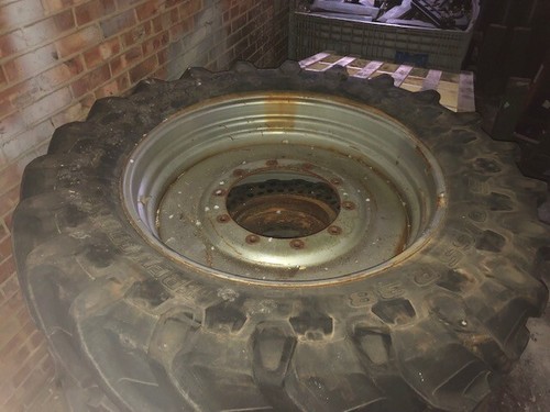 Jcb rims tyre 540 65r - 540/65r, 38
