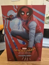 Hot Toys MMS414 Spider-Man Homecoming (Homemade Suit Version) Figure 1/6 Scale