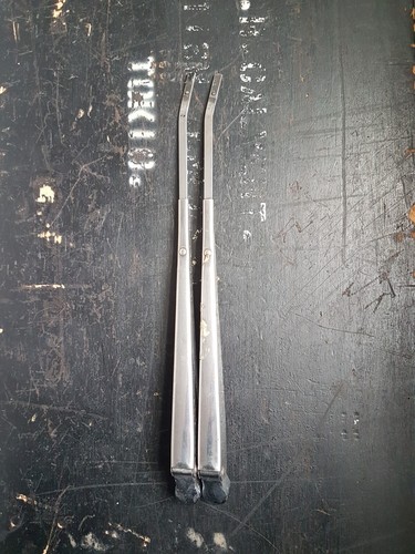 Lucas windscreen wiper arms - windscreen,