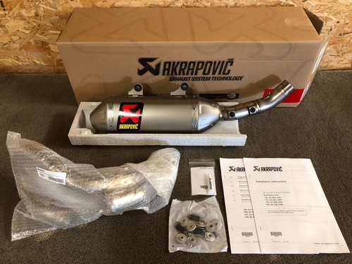 Akrapovic evolution line