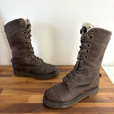 Dr Martens Doc Triumph