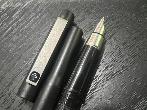 Parker black matt fountain - black,