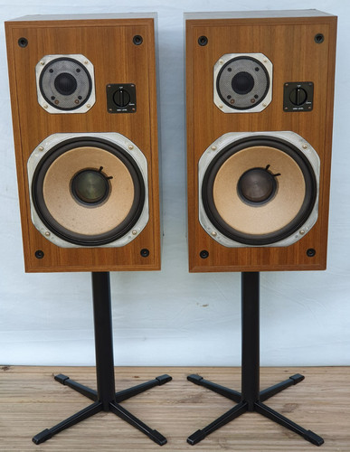 Rare yamaha ns645 speakers - rare,
