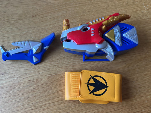 Power rangers dino - power, thunder