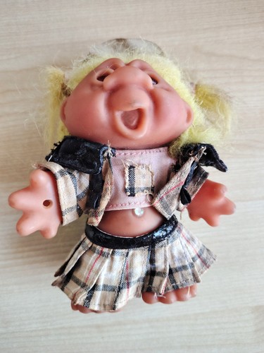 Vintage dam trolls - dam,
