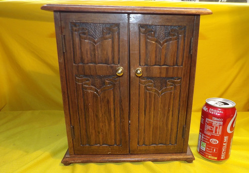Freestanding smokers cabinet - smokers,