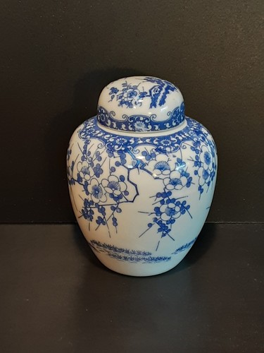 Beautiful vintage oriental - vintage,