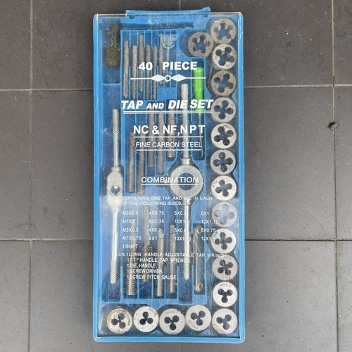 Piece tap and die set - piece,