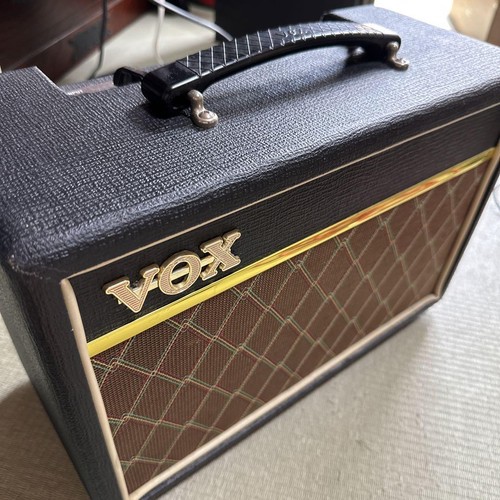 Vox pathfinder10 guitar - vox,