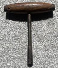 Antique Piano Tuners Key
