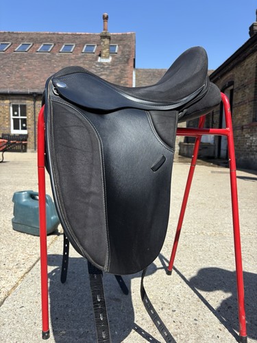 Thorowgood dressage saddle - dressage,