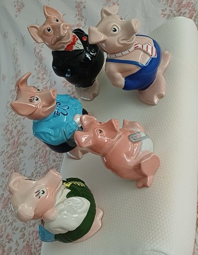 Nat west pigs - nat,