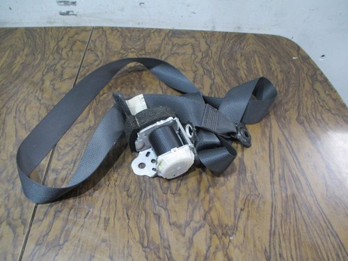 Toyota yaris 2012 seat belt - yaris,