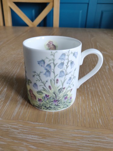 Holly barn fine - holly, mug