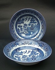 TWO Churchill Blue Willow Soup Cereal or Dessert Bowls 15.5cm (6.25") - in VGC