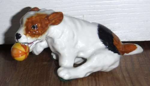 Gorgeous royal doulton dog - gorgeous,