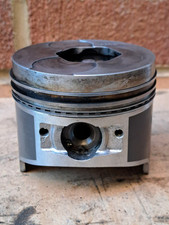 YANMAR L70V Diesel Engine - Piston Assembly