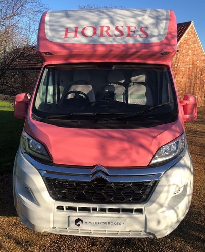 Lightweight horseboxes - 3.5t,