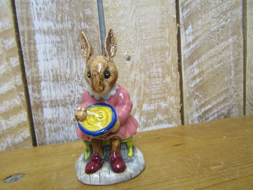 Royal doulton bunnikins figure - royal,