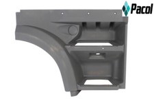 Driver’s cab step driver’s