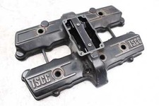 Cylinder head cover valve