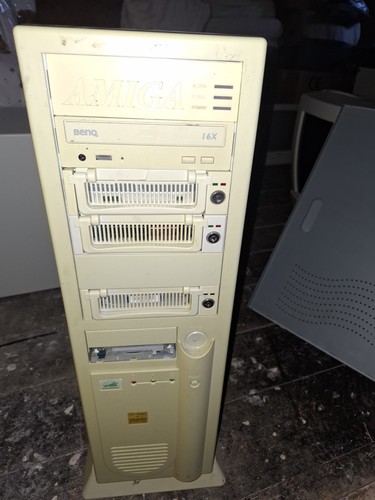Amiga 1200 tower - amiga,