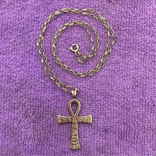 9ct gold ankh pendant - gold,