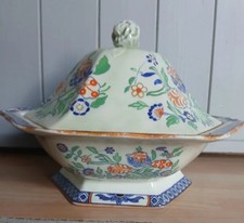 Antique Masons Ironstone China, Rare Pattern,  -  Tureen with Lid, 19th Century 