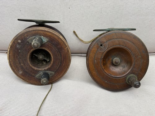 Assorted vintage fishing - 10,