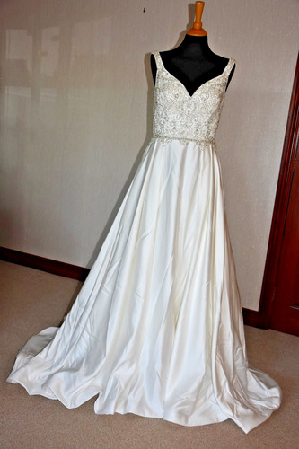 Mark lesley wedding dress - lesley,