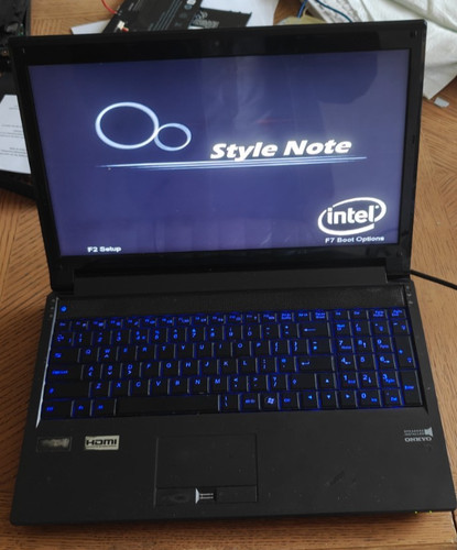Clevo specialist p150emx i7 - clevo,