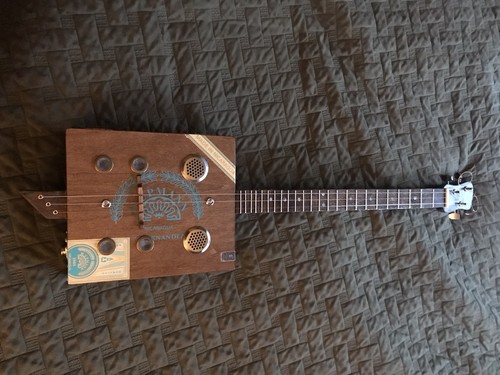 Cigar box guitar string - box,