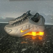 Nike Shox R4 UK  5.5 Eu 38.5
