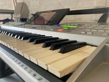 Yamaha Tyros 1 Keyboard and