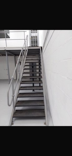 Warehouse mezzanine floor - warehouse,
