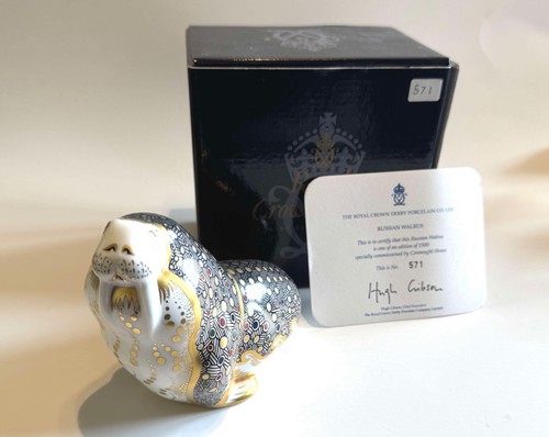 Royal crown derby - royal,