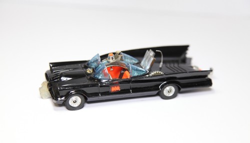 Corgi 267 batmobile near - 267, mint