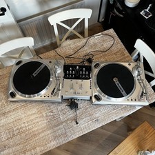 Numark TT1610 Turntables With